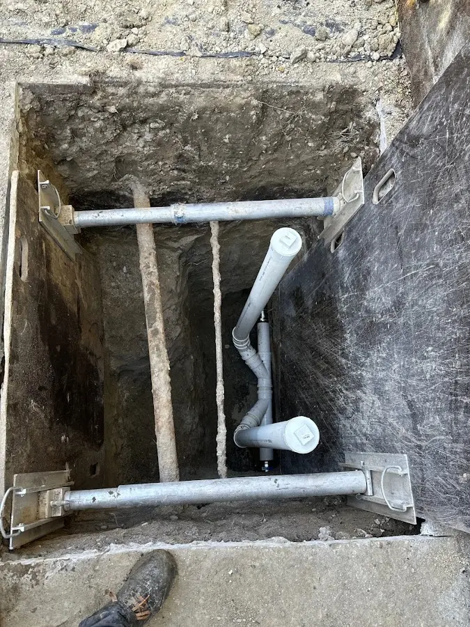 Experienced plumber completing Gas Line Repair work in Horizon West